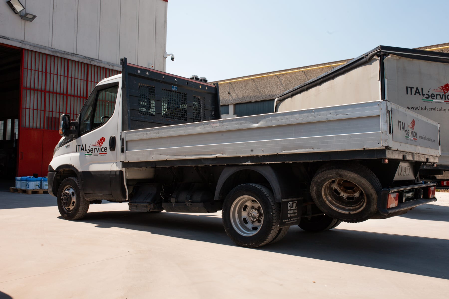 Italservice goods transport truck